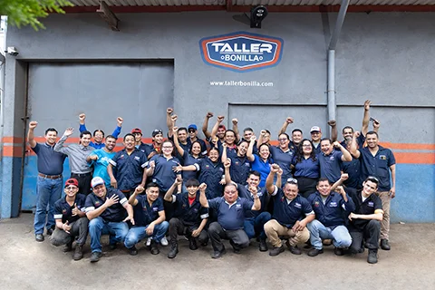 Equipo de Taller Bonilla en Managua para torno, motores, frenos y clutch